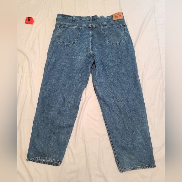Vintage 560 Levi Jeans size 48 x 32 - Picture 2 of 7